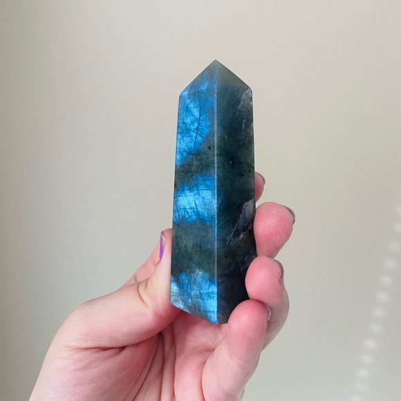 Labradorite Tower - Picture 5 of 10